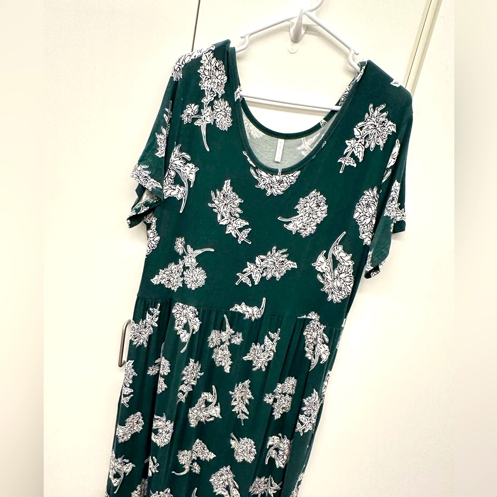 Floral Green Maxi Dress